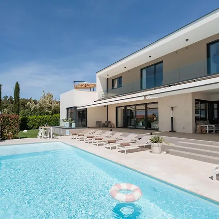 Villa Fuskulina - Stunning Close To Porec *